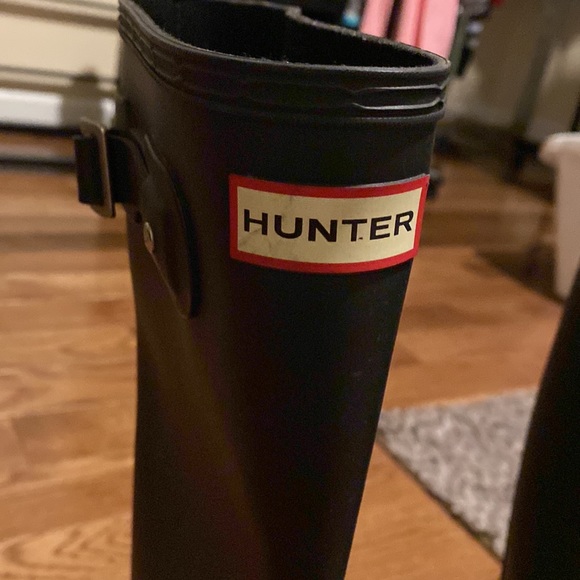 Hunter rain boots black great condition size with 42 /us 9 - Picture 4 of 5